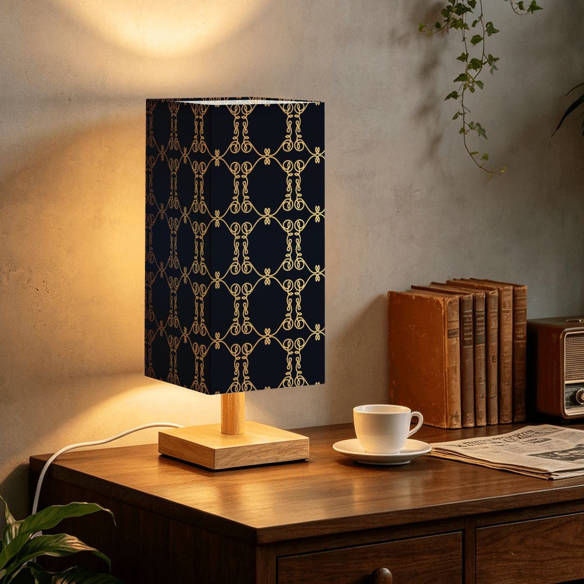 Luxury Black & Gold Geometric Table Lamp